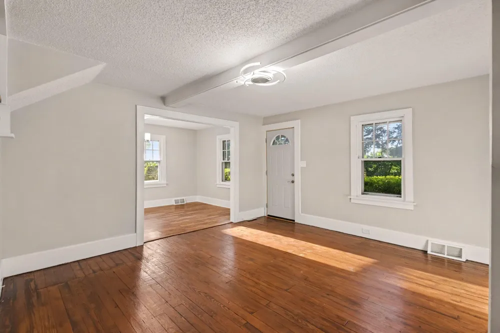 260 Eric Avenue Norton Shores City, MI 49444