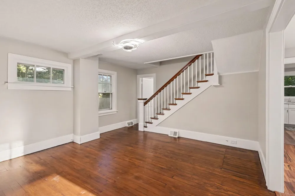 260 Eric Avenue Norton Shores City, MI 49444