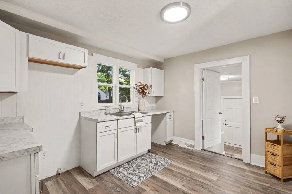 260 Eric Avenue Norton Shores City, MI 49444