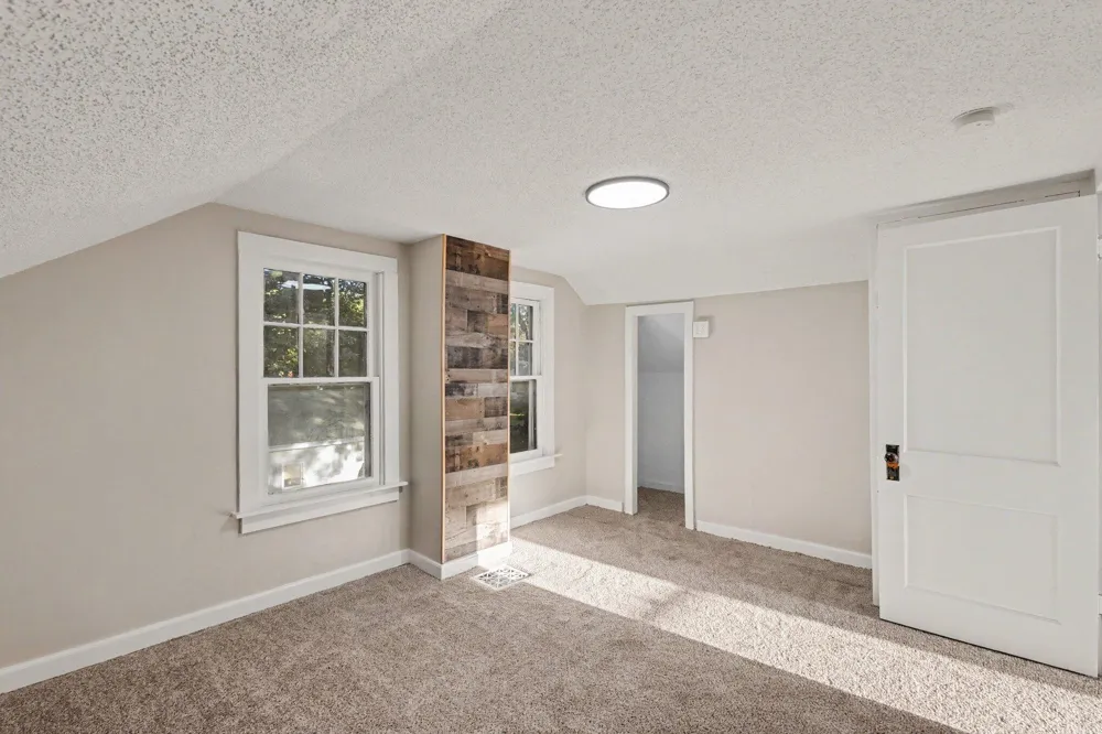 260 Eric Avenue Norton Shores City, MI 49444