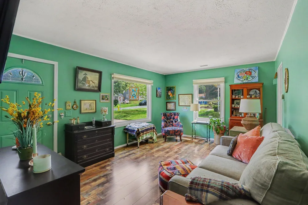 2313 Waverly Street Kalamazoo Charter Township, MI 49006