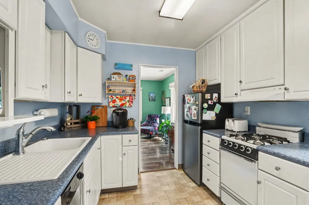 2313 Waverly Street Kalamazoo Charter Township, MI 49006
