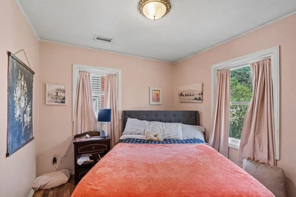 2313 Waverly Street Kalamazoo Charter Township, MI 49006