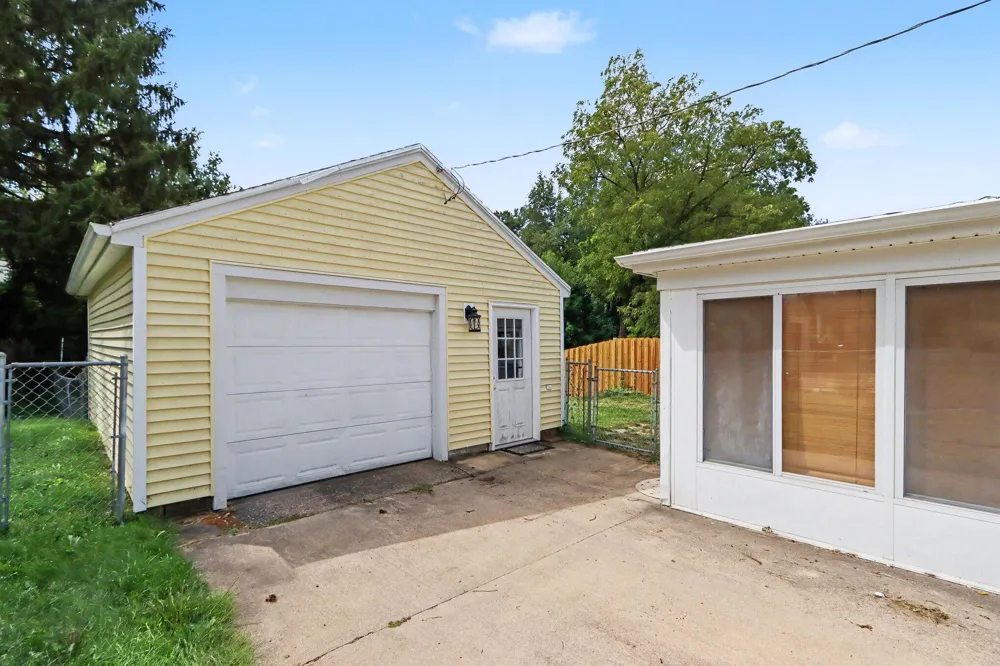 2313 Waverly Street Kalamazoo Charter Township, MI 49006