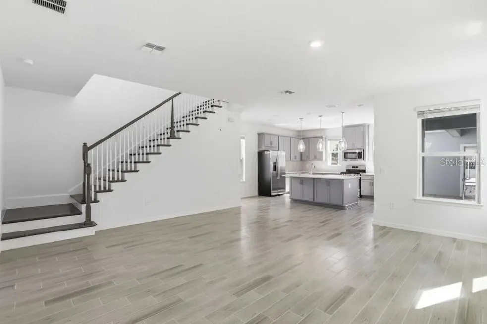14751 FIELD DAISY DRIVE Winter Garden, FL 34787