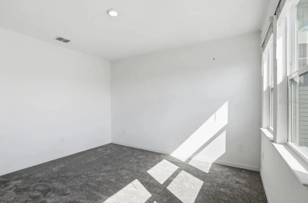 14751 FIELD DAISY DRIVE Winter Garden, FL 34787