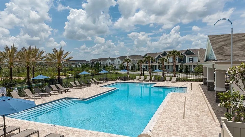 14751 FIELD DAISY DRIVE Winter Garden, FL 34787