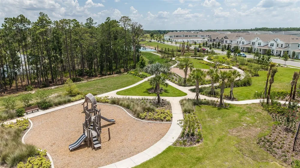 14751 FIELD DAISY DRIVE Winter Garden, FL 34787