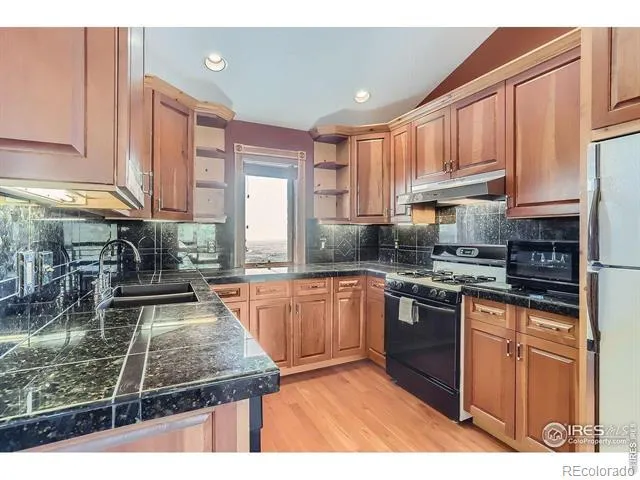 2450 Eagle Ridge Road Lyons, CO 80540