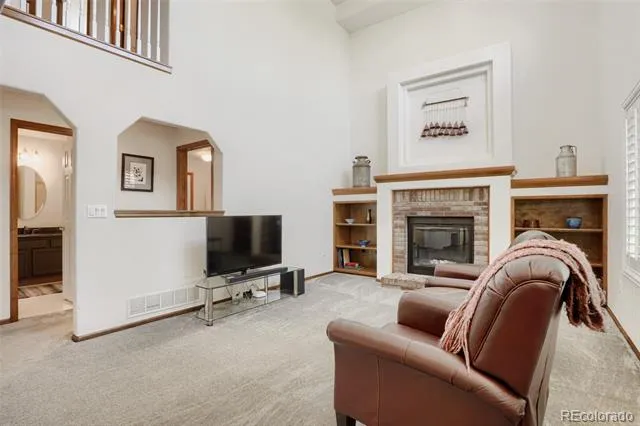 5335 S Flanders Way Centennial, CO 80015
