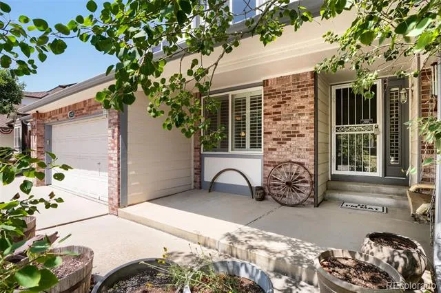 5335 S Flanders Way Centennial, CO 80015