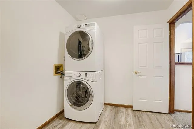 5335 S Flanders Way Centennial, CO 80015