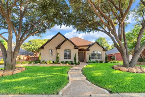 913 Rosemary Drive