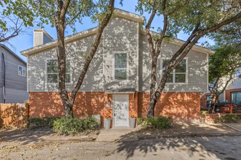 6738 Eastridge Drive #106