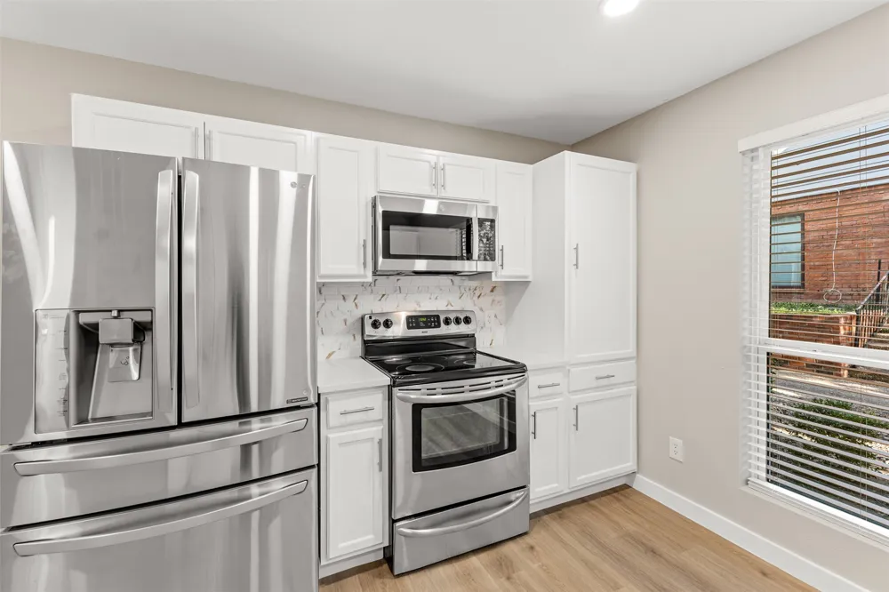 6738 Eastridge Drive #106 Dallas, TX 75231