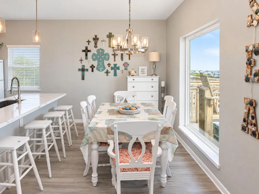 1648 Sandpebble Place Surfside Beach, TX 77541