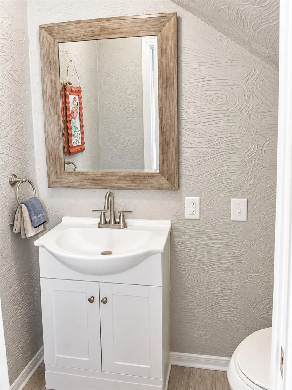 1648 Sandpebble Place Surfside Beach, TX 77541