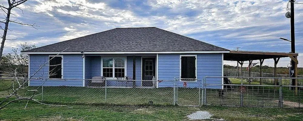 98 Dog Fish Drive Palacios, TX 77465