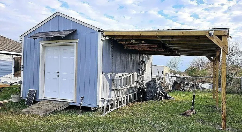 98 Dog Fish Drive Palacios, TX 77465