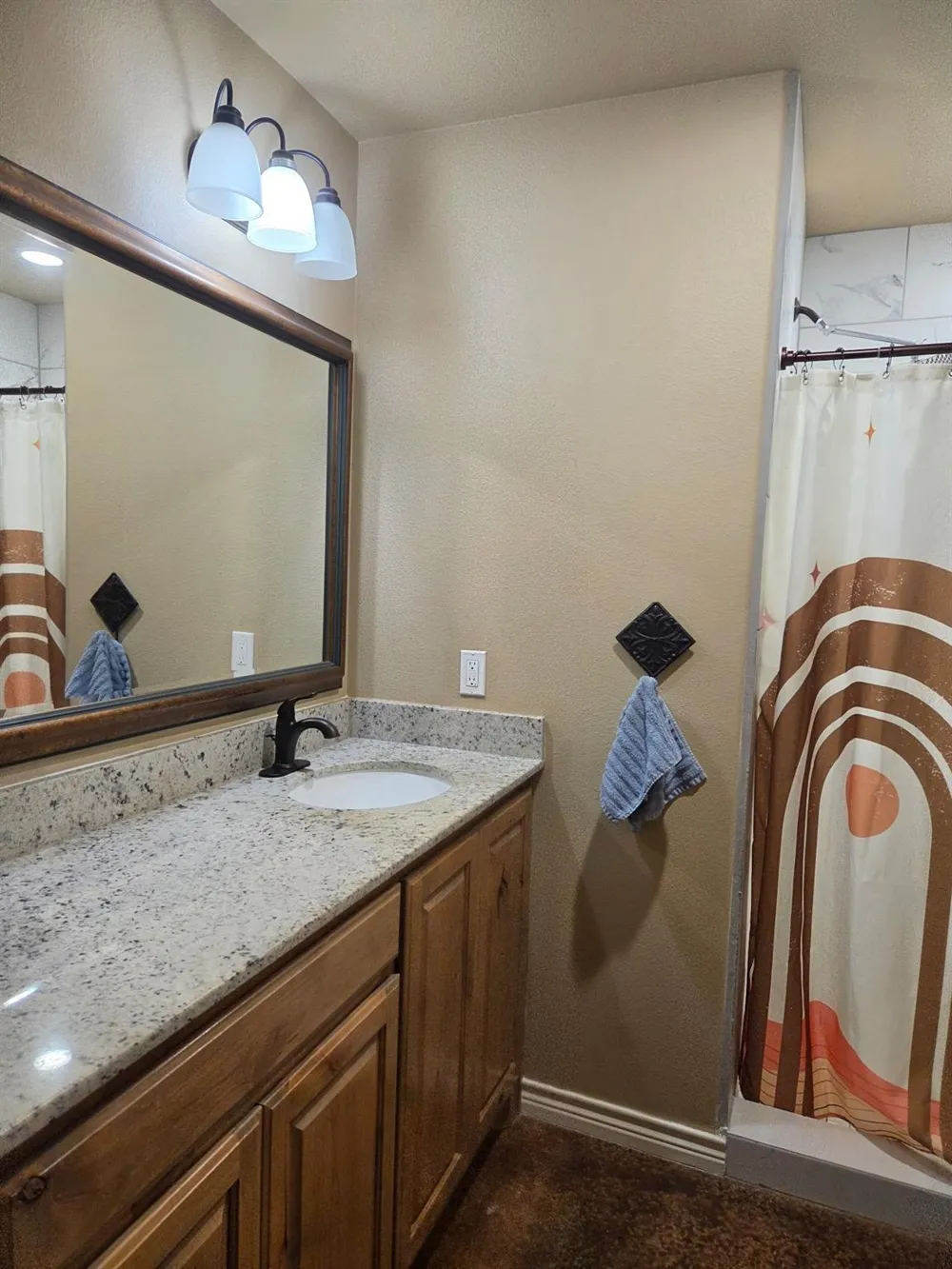 98 Dog Fish Drive Palacios, TX 77465