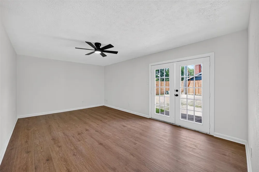 10102 Old Towne Lane Sugar Land, TX 77498