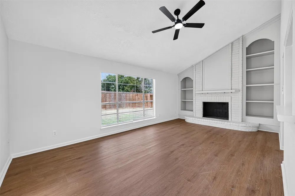 10102 Old Towne Lane Sugar Land, TX 77498