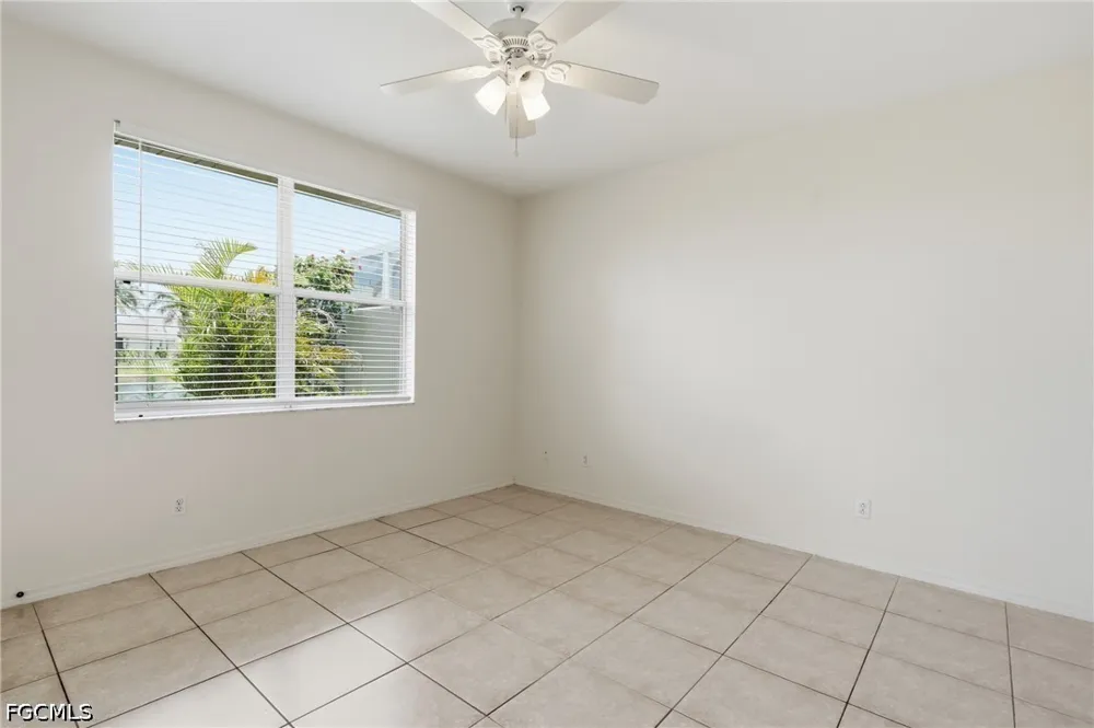Avian Avenue Fort Myers, FL 33916