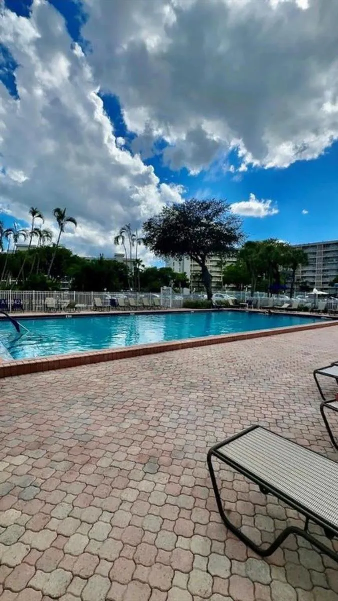 2671 S COURSE DRIVE S #908 Pompano Beach, FL 33069