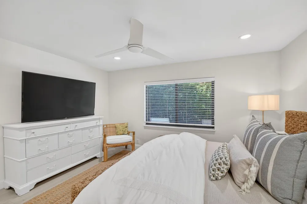 2904 Spanish Trail Delray Beach, FL 33483