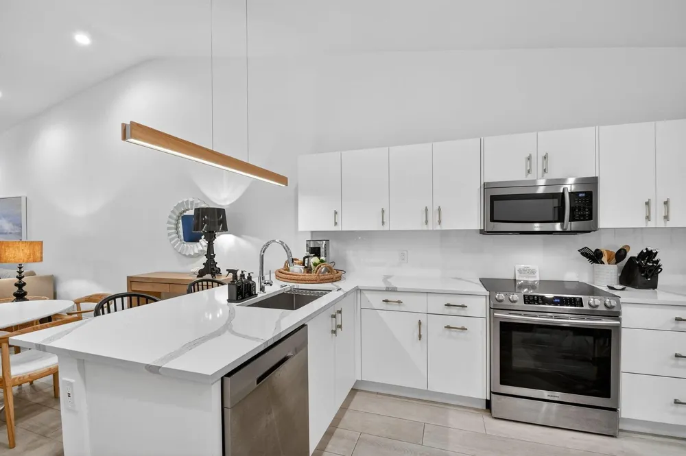 2904 Spanish Trail Delray Beach, FL 33483