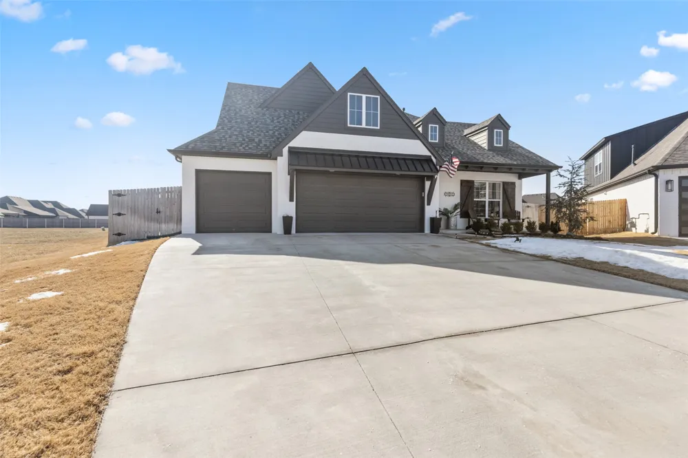 13640 S 21st Court E Bixby, OK 74008