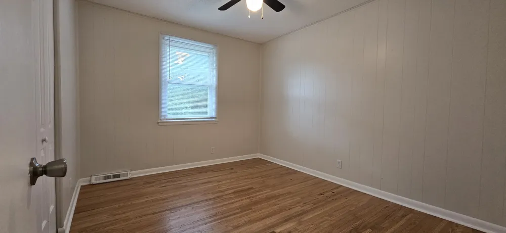 310 Sheriff Dr Clarksville, TN 37042