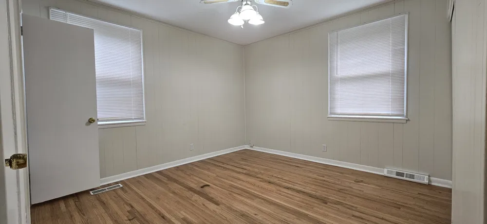 310 Sheriff Dr Clarksville, TN 37042
