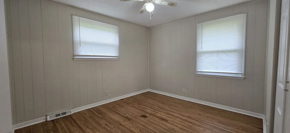 310 Sheriff Dr Clarksville, TN 37042