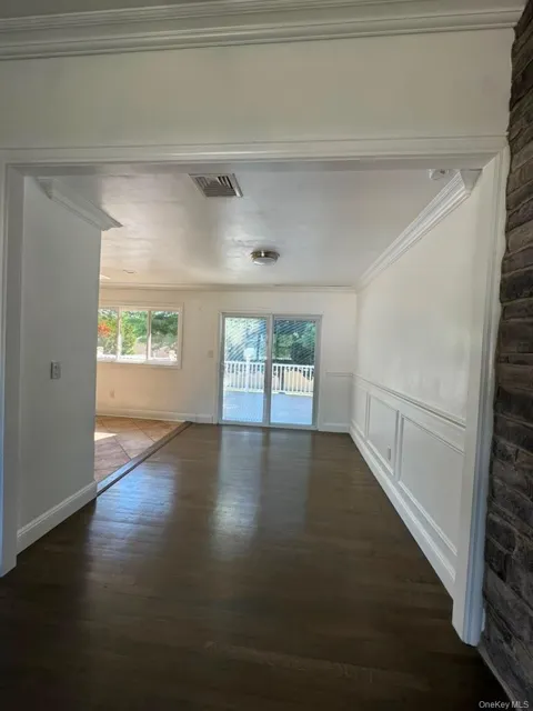10 Dartmouth Drive