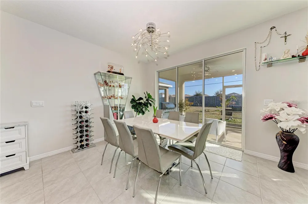 3804 TURNING TIDES TERRACE Bradenton, FL 34208
