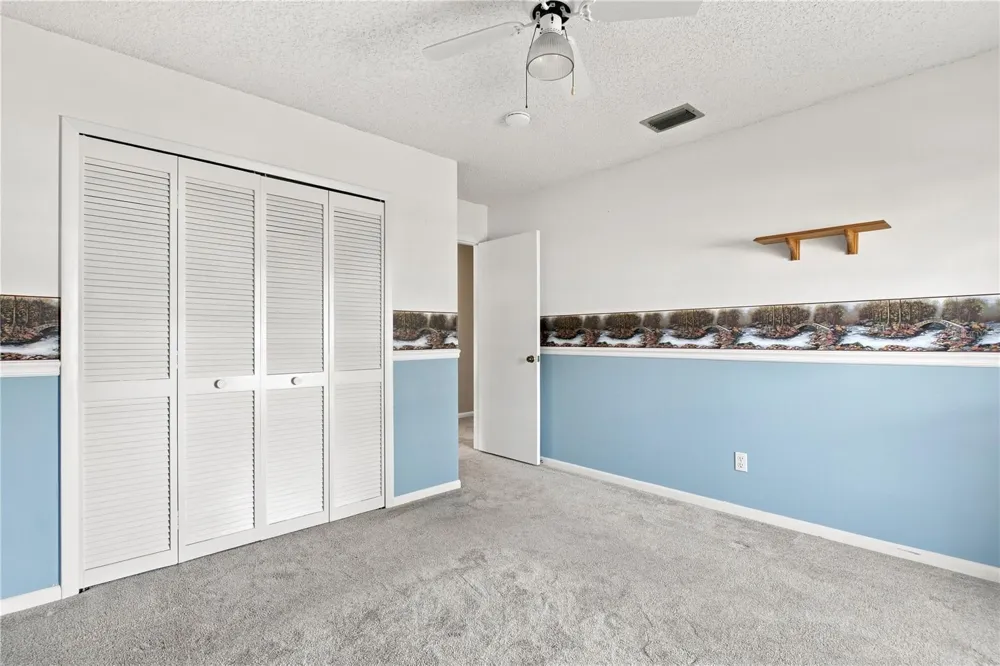 6803 LONGPOINTE WAY Tampa, FL 33615