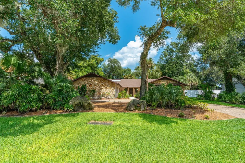 201 RIO PINAR DRIVE Ormond Beach, FL 32174