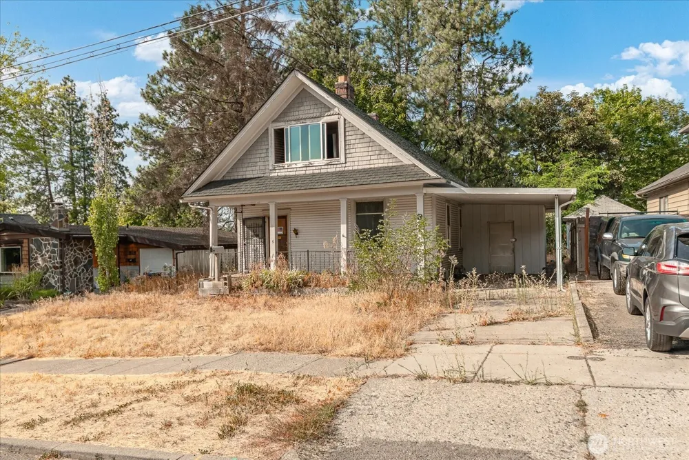 325 E 20th Avenue Spokane, WA 99203