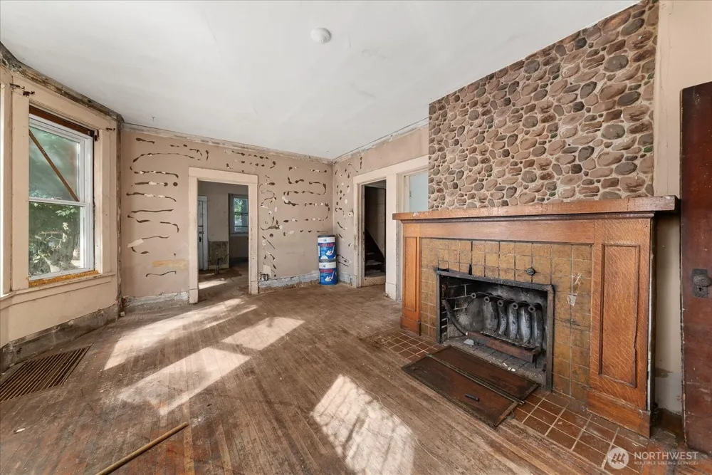 325 E 20th Avenue Spokane, WA 99203