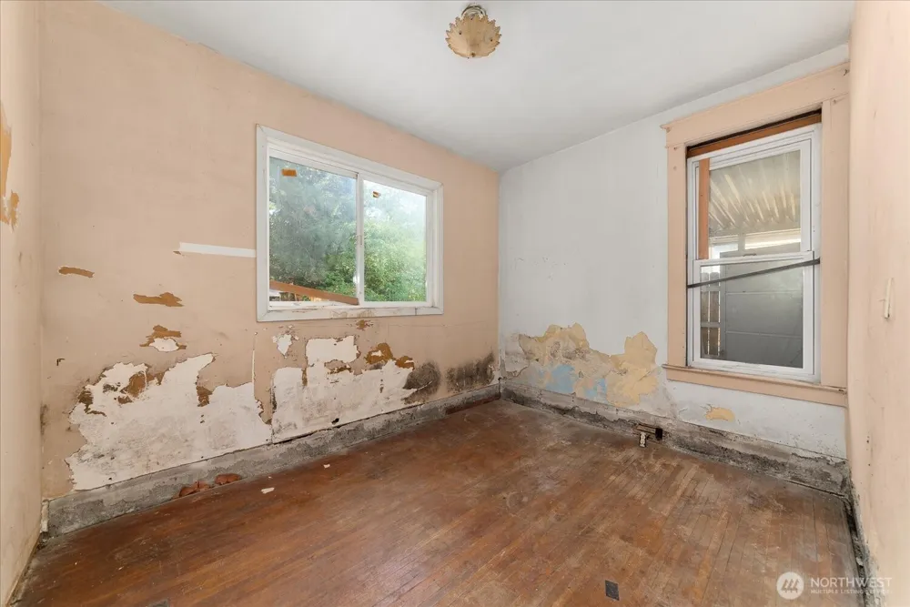 325 E 20th Avenue Spokane, WA 99203