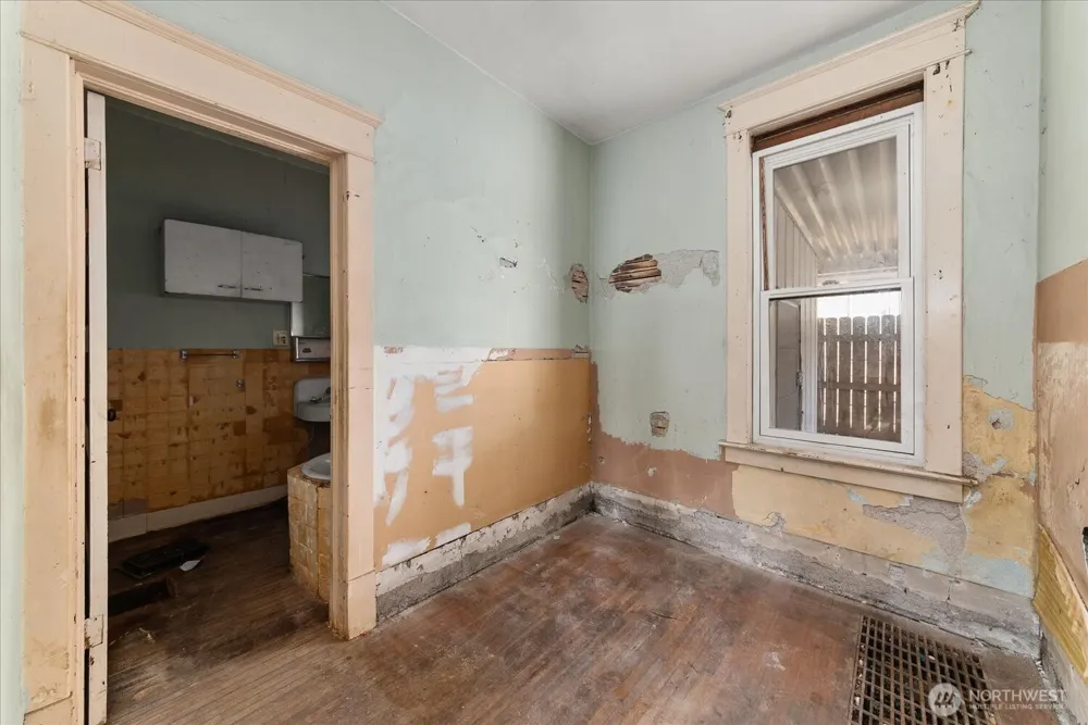 325 E 20th Avenue Spokane, WA 99203