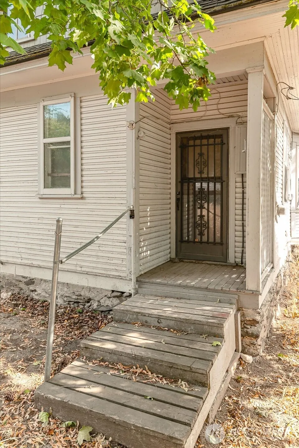 325 E 20th Avenue Spokane, WA 99203