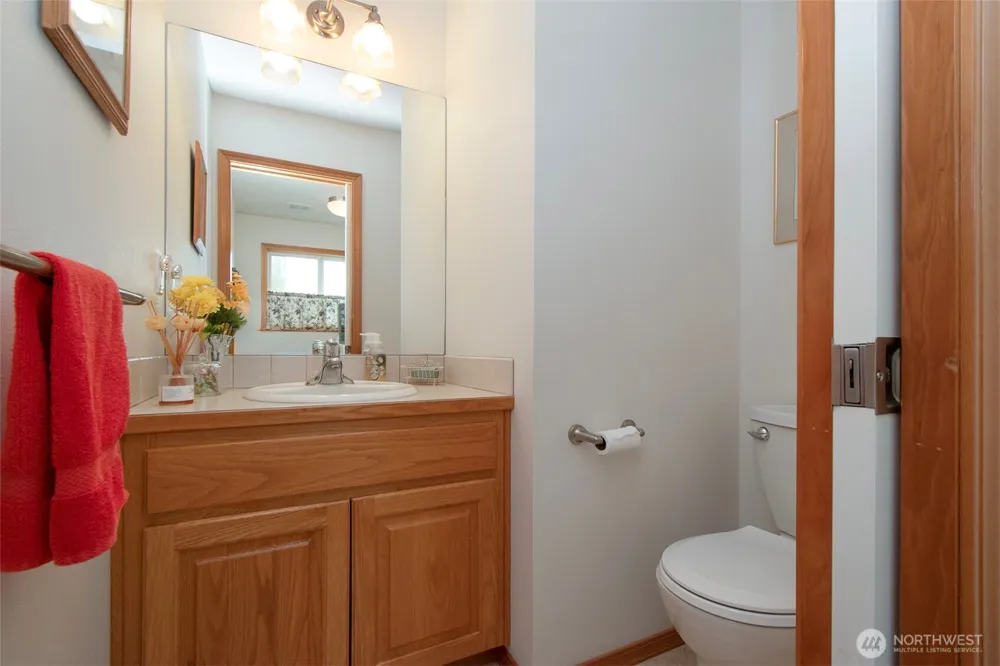 10 Valley Farm Court Sequim, WA 98382