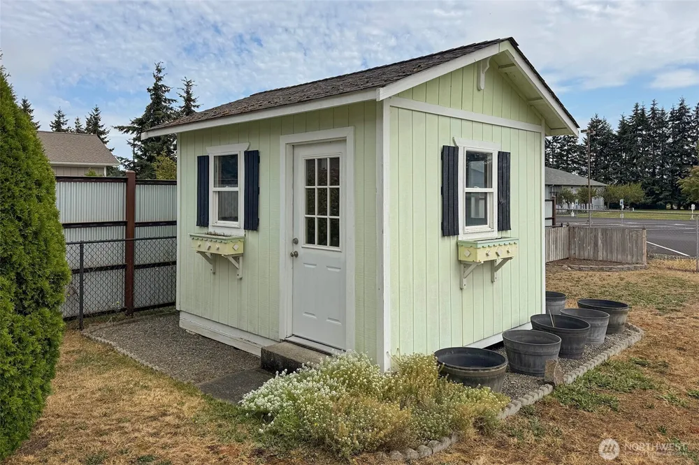 10 Valley Farm Court Sequim, WA 98382
