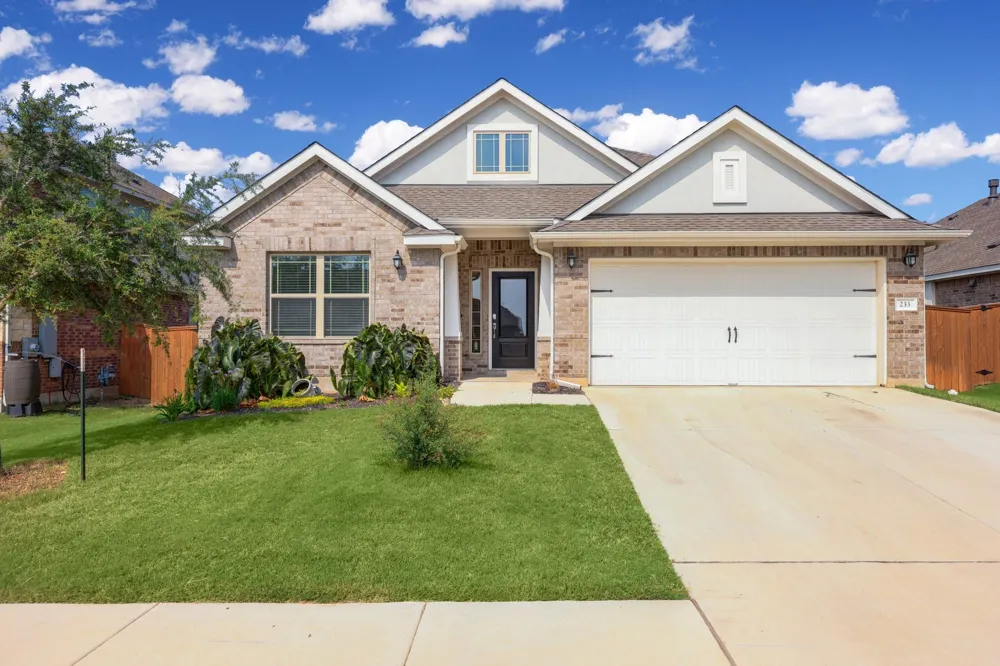 233 Abruzzi Street Leander, TX 78641