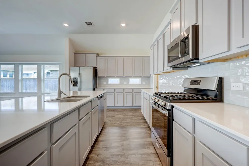233 Abruzzi Street Leander, TX 78641