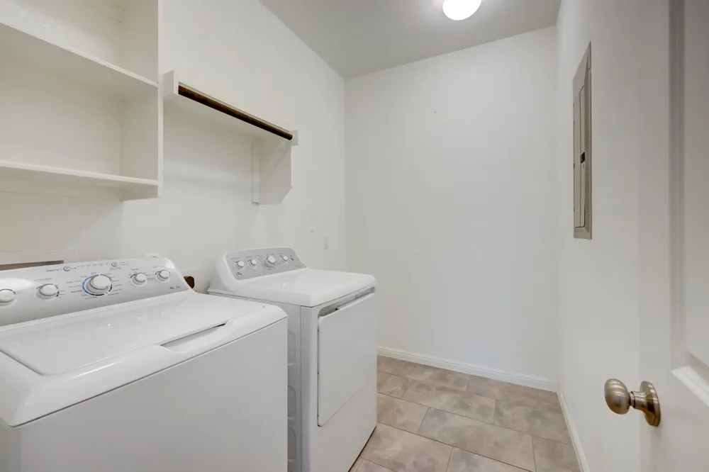 233 Abruzzi Street Leander, TX 78641