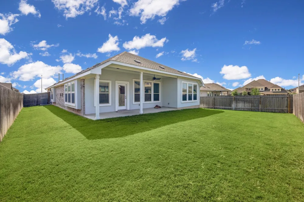 233 Abruzzi Street Leander, TX 78641