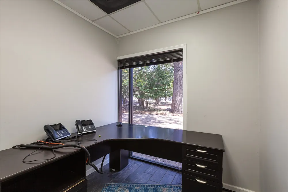 9090 Jollyville Road #106 Austin, TX 78759